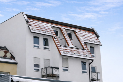 Charmante Dachgeschoss-Wohnung mit Loggia und Tiefgaragen-Stellplatz - Leipzig Mockau-Süd