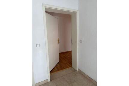 Schicke drei Zimmer, Küche, Bad mit Balkon - Aschersleben