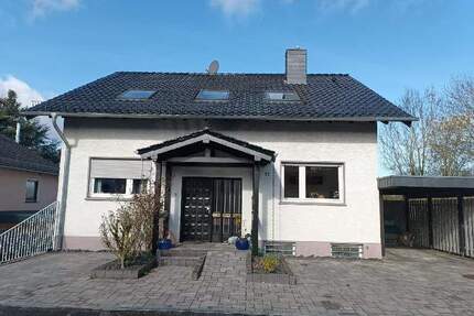 Modernisierte Eigentumswohnung EG 4 Zimmer+ große Terrasse mit Fernblick Gäste-WC Carport Stellplatz - Bad Honnef Aegidienberg