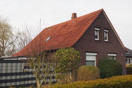 Haus+Einliegerwohnung auf großem GrundstückMehrgenerationenhaus - Norden