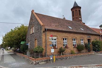 Vielseitig nutzbares Anwesen: Cafe & Pension und Wohnen unter einem Dach - im historischen Ambiente - Luckau Fürstlich Drehna