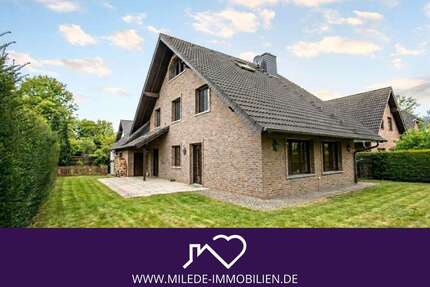 Haus zum Mieten in Baesweiler 1.995,00 € 156 m²