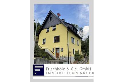 Einfamilienhaus mit Potenzial für Mehrgenerationenwohnen in Altena-Evingsen! - Altena / Evingsen