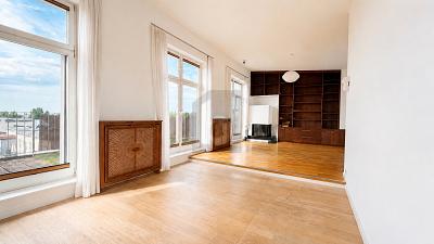 HAMBURG ZU IHREN FÜßEN - 1.250.000,00&nbsp;EUR Kaufpreis, ca.&nbsp; 152,00&nbsp;m&sup2;&nbsp;Wohnfl&auml;che in Hamburg Lokstedt (PLZ: 22529)