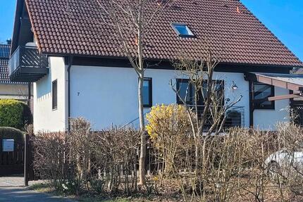 Großes Einfamilienhaus - 415.000,00&nbsp;EUR Kaufpreis, ca.&nbsp; 220,00&nbsp;m&sup2; in Ober-Olm (PLZ: 55270)