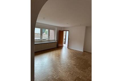 Wohnung im UG wie EG mit separaten Eingang, Essen Schönebeck
