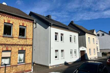 Haus zum Kaufen in Siegburg 549.000,00 € 103.01 m²