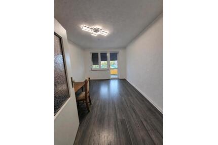 1 Raum Wohnung - 400,00&nbsp;EUR Kaltmiete, ca.&nbsp; 31,80&nbsp;m&sup2; in Stavenhagen (PLZ: 17153)