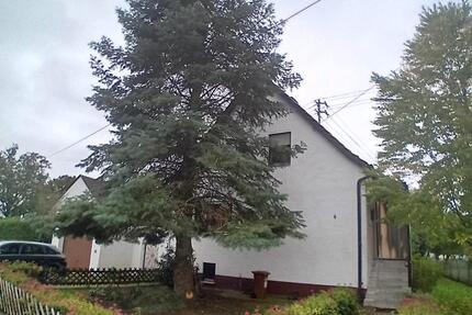 freistehendes Einfamilienhaus, 2 abgeschlossene Wohnungen möglich - Nördlingen