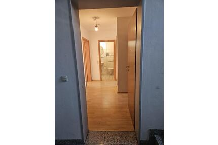 Moderne 2-Zimmer-Erdgeschosswohnung mit 2 Terrassen, EBK & TG - Dachau