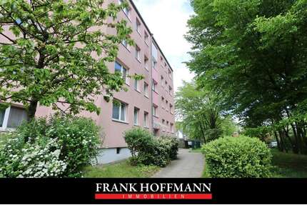 Wohnung zum Kaufen in Kaltenkirchen 160.000,00 € 74.17 m²
