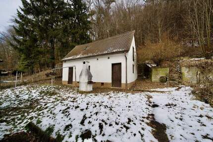 Baugrundstück mit Genehmigung für ein Doppelhaus - Landshut Schönbrunn