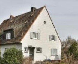 Doppelhaushälfte mit kleinem Garten in Nürnberg-Kettelersiedlung