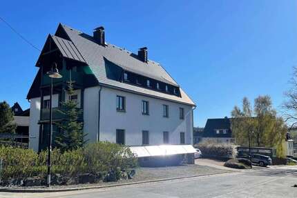 Haus zum Kaufen in Bärenstein 195.000,00 € 324.43 m²