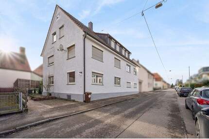 Renovierungsbedürftige 3-Zimmer-Wohnung in gepflegtem Mehrfamilienhaus - Stuttgart Stammheim