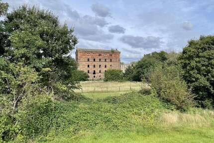Wohnung zum Mieten in Schkopau 777,00 € 59.73 m²