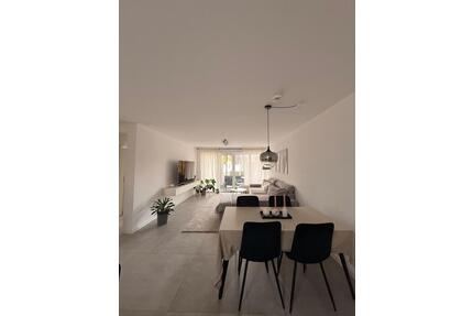 Hochwertige sanierte 3-Zimmer-Wohnung mit Design-Küche - Schönaich