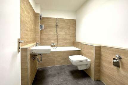 Wohnung zum Mieten in Magdeburg 450,00 € 56.34 m²