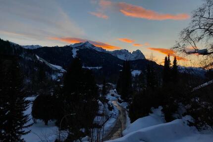 Garmisch-Partenkirchen - Möblierte Wohnung mit fantastischem Berg