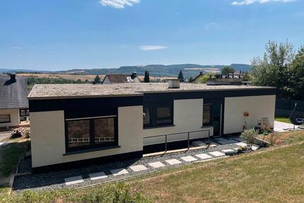 Modernisiertes Einfamilienhaus mit ELW - provisionsfrei - Föhren