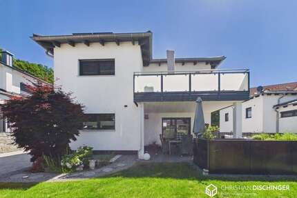 Haus zum Kaufen in Bad Abbach 950.000,00 € 194 m²