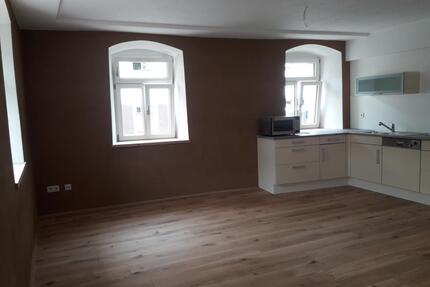 Mein Zuhause - sonnige Wohnung ab 01.07.26 zu vermieten - Sulzbach-Rosenberg