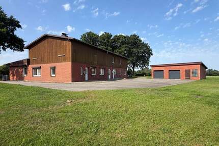 Haus zum Kaufen in Embühren 375.000,00 € 309 m²