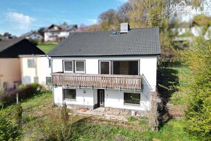Haus zum Kaufen in Flörsbachtal 185.000,00 € 124 m²