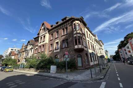 Haus zum Kaufen in Saarbrücken 1.590.000,00 € 696.15 m²