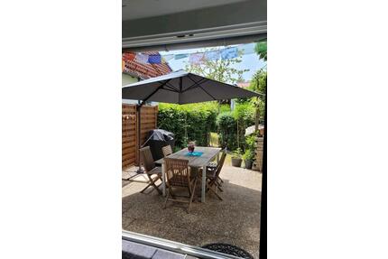 „Haus im Haus“ Maisonette 4 Zimmer mit Terrasse & Garten: Privat - Schäftlarn Ebenhausen