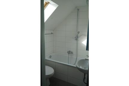 Ruhige, helle Dachgeschosswohnung in zentraler Lage Rheinfeldens - Rheinfelden (Baden)