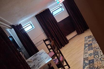 Möblierte Souterrain Wohnung - 400,00&nbsp;EUR Kaltmiete, ca.&nbsp; 39,00&nbsp;m&sup2; in Stockstadt am Main (PLZ: 63811)