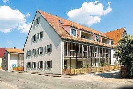 Großzügige 2-Zi.-Maisonettewohnung mit Einbauküche - Nürnberg Reutles