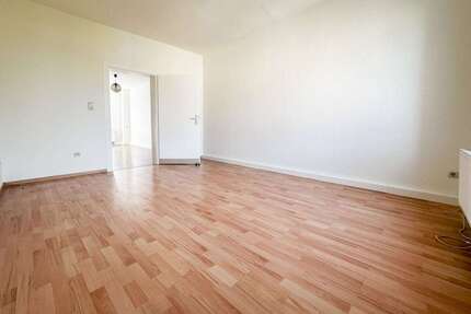 Wohnung zum Kaufen in Nürnberg 189.000,00 € 64 m²