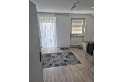 3-Zimmer-DG-Wohnung in Straubing-Ost