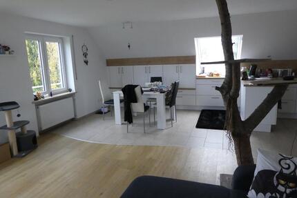 DG-Wohnung an Gartenliebhaber und Helfende Hände zu verm. - Bruckberg