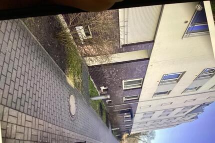 Sehr schöne 2 Zimmer Wohnung - 880,00&nbsp;EUR Kaltmiete, ca.&nbsp; 72,00&nbsp;m&sup2; in Berlin (PLZ: 12557) Treptow-Köpenick
