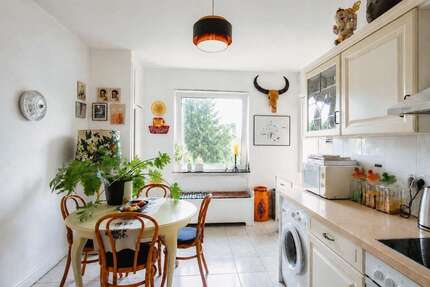 Wohnung zum Kaufen in Düsseldorf Eller 289.000,00 € 84 m² - Düsseldorf / Eller