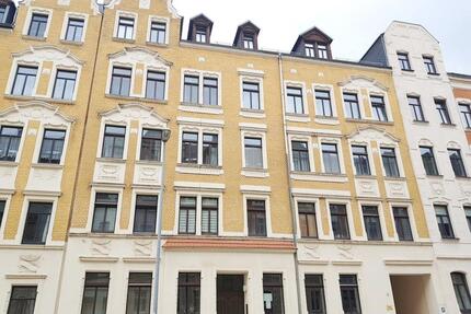 Helle 4-Raum-Wohnung mit Balkon im kernsanierten Gründerzeithaus im Lutherviertel - Chemnitz Bernsdorf