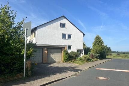 Möblierte 4-Zimmer-Wohnung mit eigenem Garten in 2-Familienhaus - Wolfsburg Almke