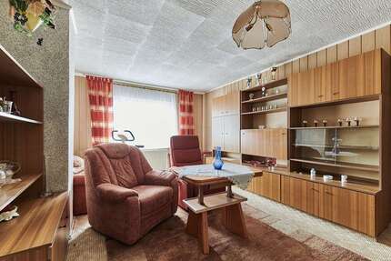Haus zum Kaufen in Lauchhammer 105.000,00 € 89.85 m²