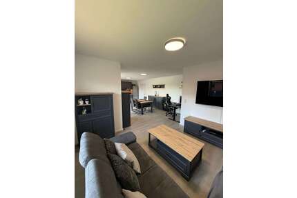 Wohnung zum Mieten in Loxstedt 1.075,00 € 75.8 m²