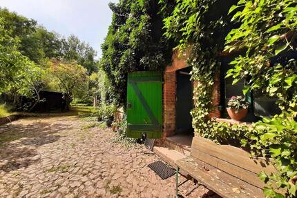 Landhaus im Grünen mit 1,5 ha Grundstück in Seenähe - Südliches Anhalt Pfaffendorf