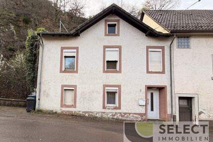 Aus Bankverwertung! Einseitig angebautes Einfamilienhaus - Mettlach Saarhölzbach