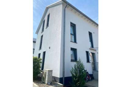 Haus zum Kaufen in Hofheim am Taunus 785.000,00 € 144 m²