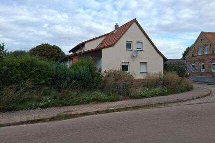 Haus zum Kaufen in Hornburg 98.000,00 € 180 m²