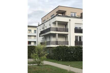 Tolle 2-Zimmer Wohnung mit Balkon in grüner Lage zu vermieten - Erlangen Bruck