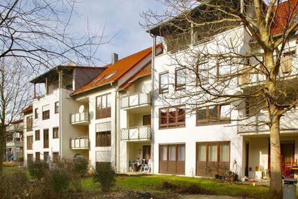 4-Zimmer-Wohnung mit viel Platz & frisch teilrenoviert! - Bad Urach