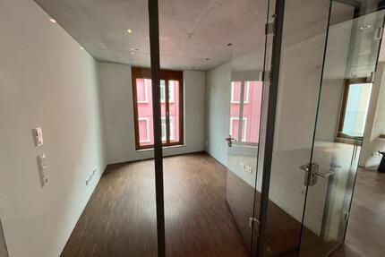 Moderne 3 Zi.-Wohnung - 1.300,00&nbsp;EUR Kaltmiete, ca.&nbsp; 82,00&nbsp;m&sup2; in Offenburg (PLZ: 77654) Rammersweier