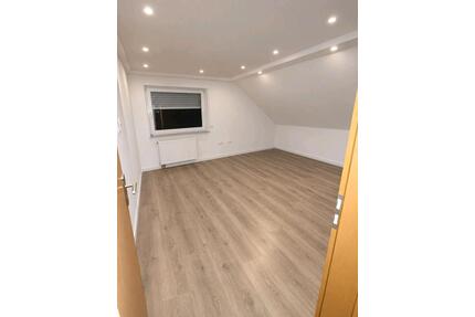 2-Zimmer Dachgeschosswohnung (Bad Kreuznach Planig)
